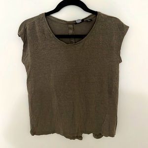 Tahari size medium dark green linen sleeveless shirt.